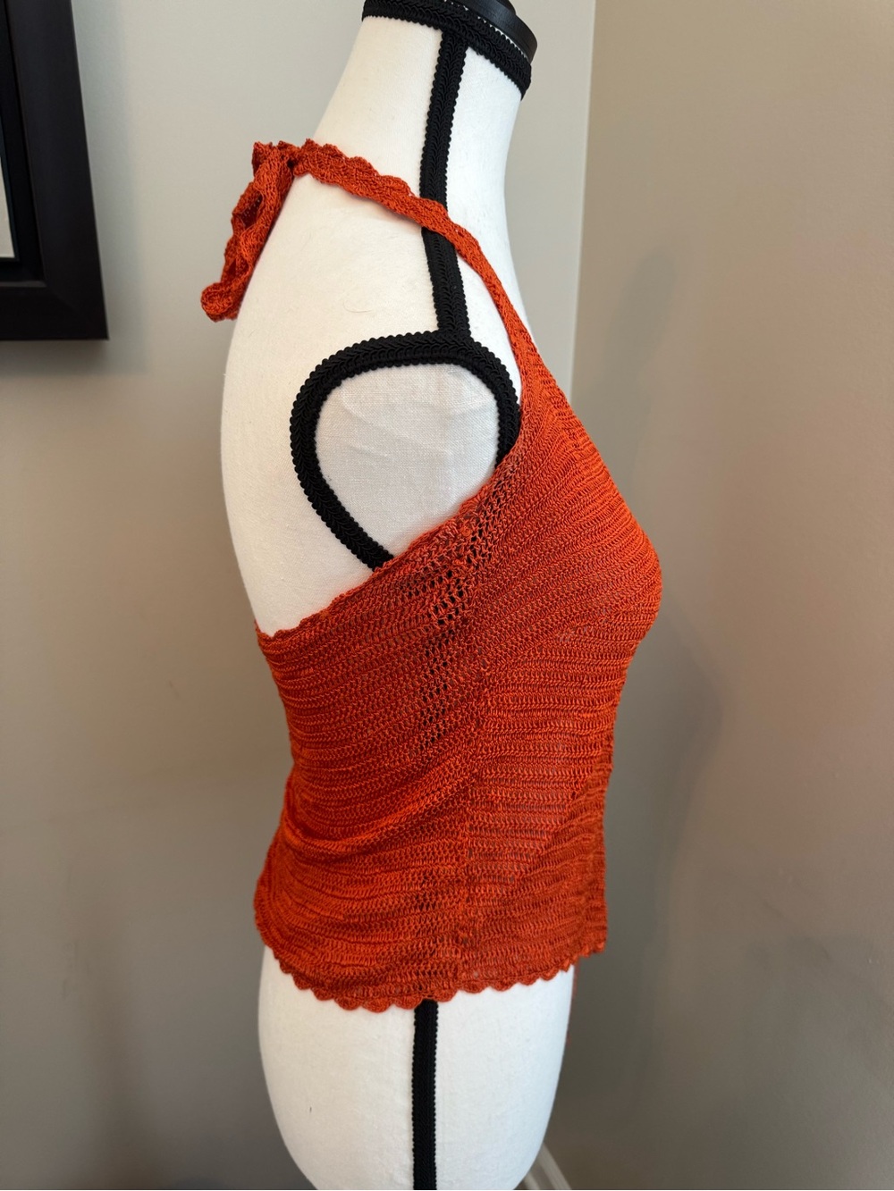 bebe Rust Orange Crochet Halter Tank Top - Picture 4 of 10